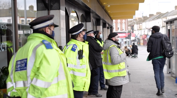 TfL Deploys Extra Officers Against Minority Defying Face-covering Rules ...