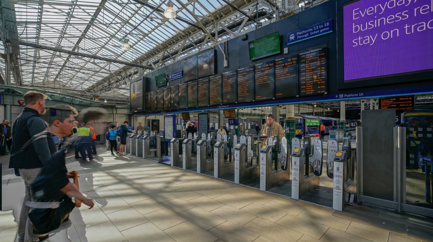 Strathclyde Transport deploys smart ticketing platform for Glasgow and West of Scotland | CiTTi Magazine